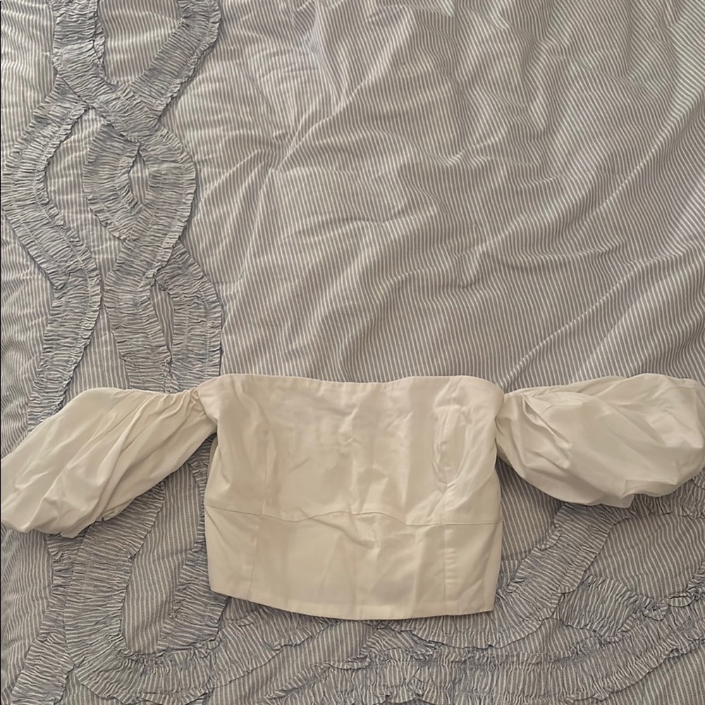Abercrombie & Fitch White Off-Shoulder Poplin Top